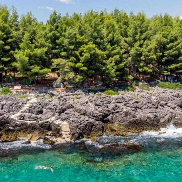 Life on Green, hôtel à Himarë