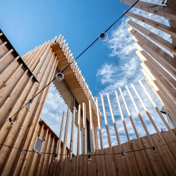 Les Camuches de la banque, hotel u gradu 'Tournai'