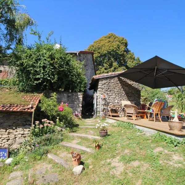 Kernad、Bersac-sur-Rivalierのホテル