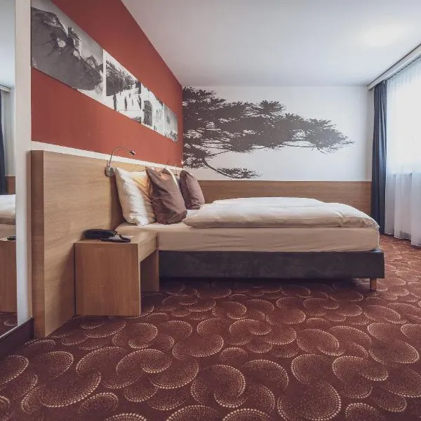 Hotel Ochsen 2 by Mountain Hotels，位于达沃斯的酒店