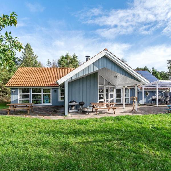 Awesome Home In Jerup With Indoor Swimming Pool