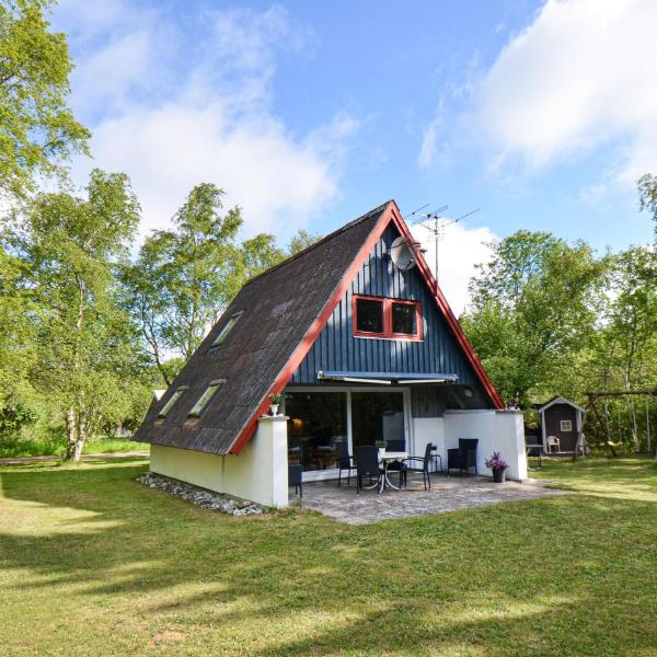 Amazing Home In Ebeltoft With Kitchen