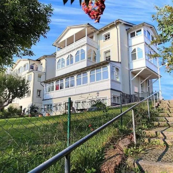 Appartementhaus, Villa Katharina, Sassnitz, hotel in Sassnitz