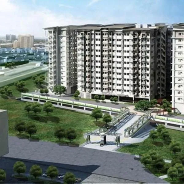 Family freindly 2 bedroom condo at Vine Residences, hotel in Manila