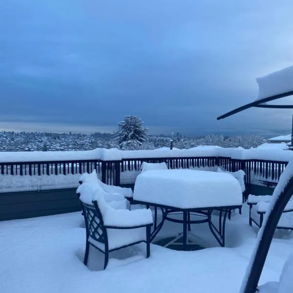 Six minutes to Rupert station, hotel in Vancouver