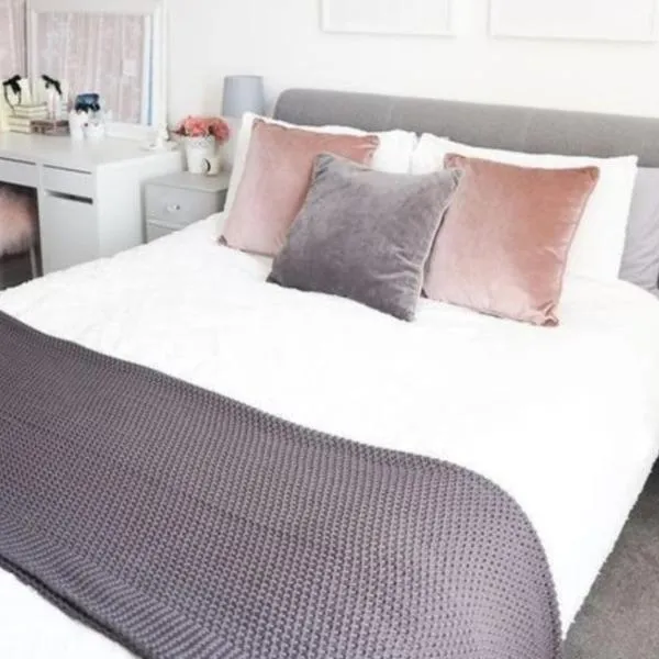 HABITACIÓN PRIVADA EN PISO a 10 minutos de Atocha, hotel en Madrid