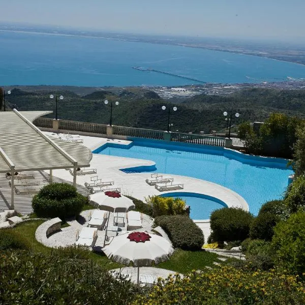 Palace Hotel San Michele, ξενοδοχείο σε Monte SantʼAngelo