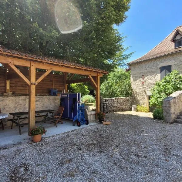 La Grange Saint-Jacques, hôtel à Bach