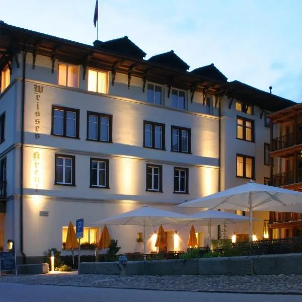 Hotel Weisses Kreuz Bergün, ξενοδοχείο σε Bergün