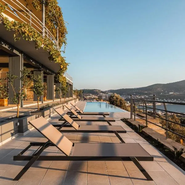 Heaven's Door Samos，位于萨摩斯的酒店