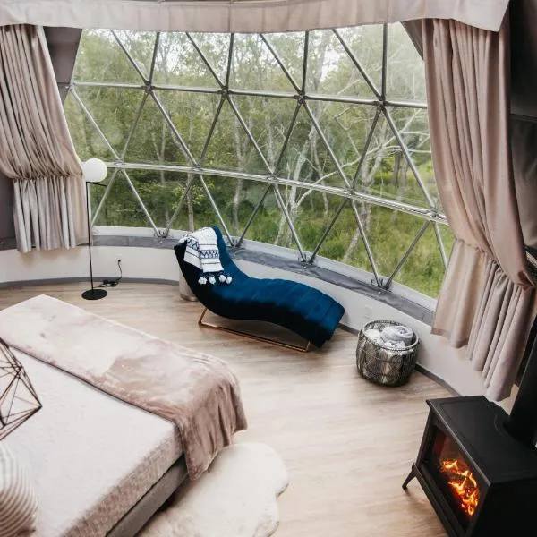 FlowEdge Riverside Getaway, Hotel in Meaghers Grant