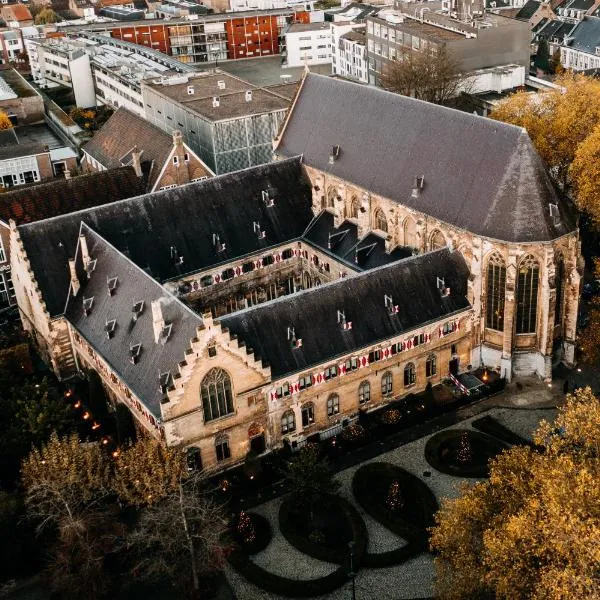 Kruisherenhotel Maastricht - Oostwegel Collection, member of Design Hotels, hotel v destinaci Maastricht