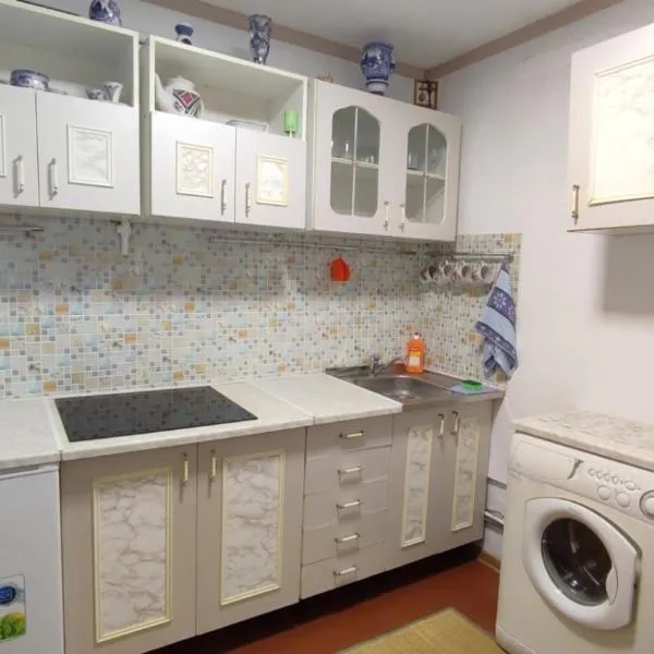 Sunday, hotell sihtkohas Tšornomorsk