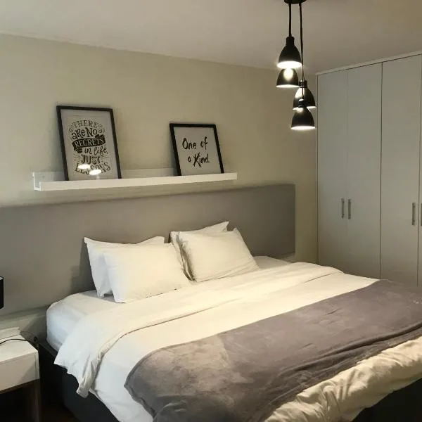 Hermoso apartamento con piscina Miraflores- Canvas, hotel u Limi