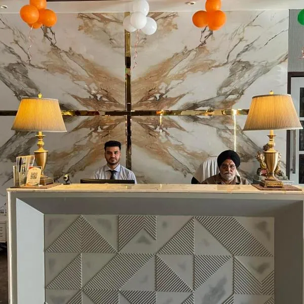 Green Hotel & Restaurant, hotel in Pathānkot