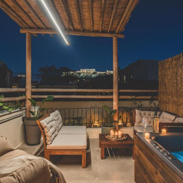 Luxury Apartment with Acropolis View Terrace and Jacuzzi - Living Stone Moonstone, Atény