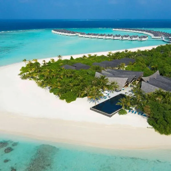 Kuredhivaru Resort and Spa - Maldives, hotel in Manadhoo