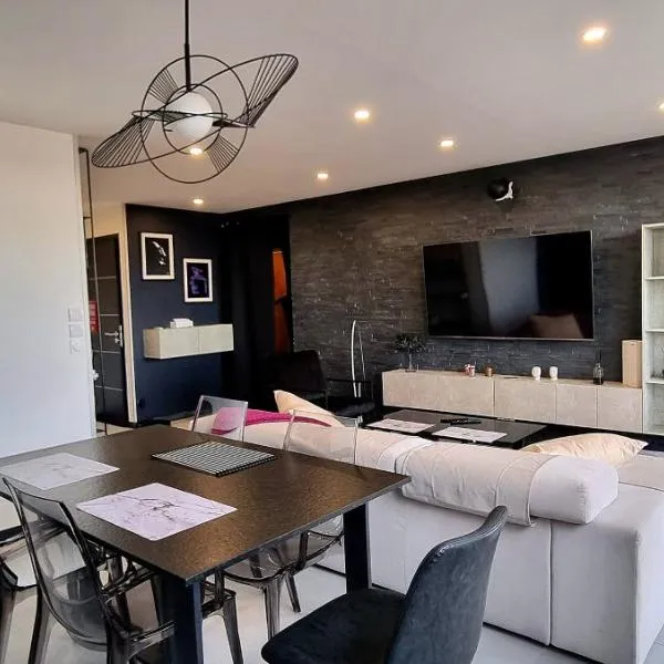 Le Perchoir, High-end & Panoramic View, hotel in Troyes