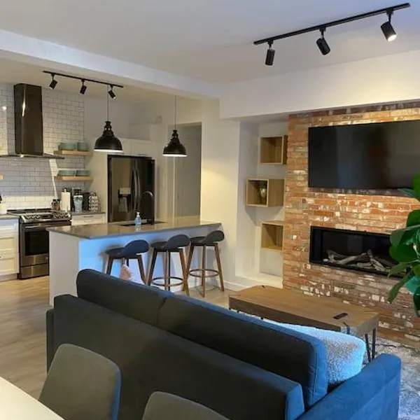 871 shefford suite 207 3chambres、ブロモンのホテル