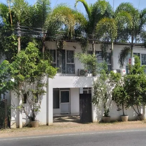 Ahas Pokuna Holiday Resort in Kurunegala, Sri Lanka reviews, prices