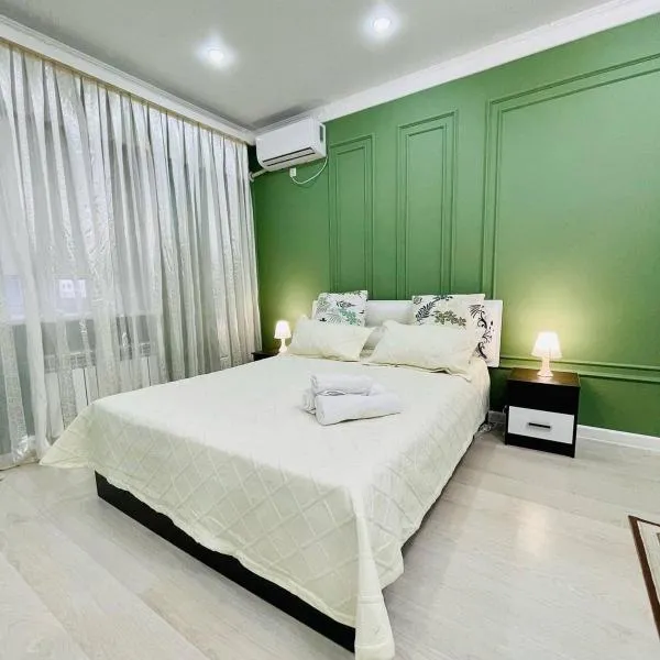 # 31 Элегантная и просторная квартира, hotel in Atyraū