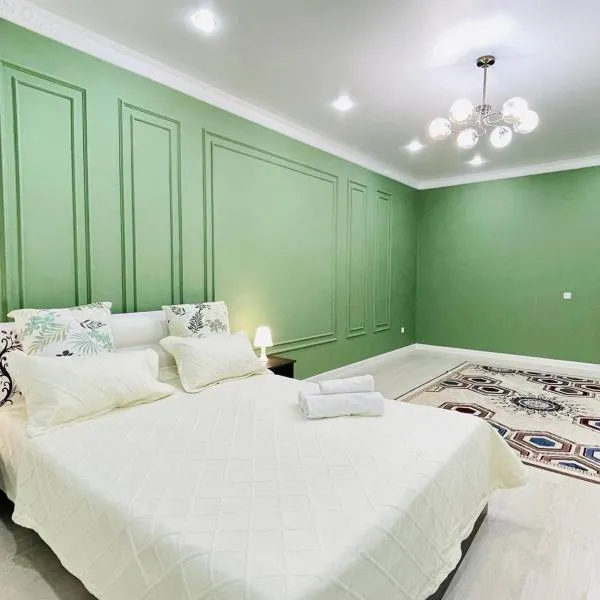 # 31 Элегантная и просторная квартира、アティラウのホテル