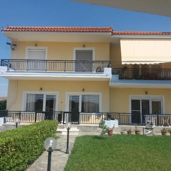 Irene's Sunny apartment in Limnos, viešbutis mieste Néa Koútali