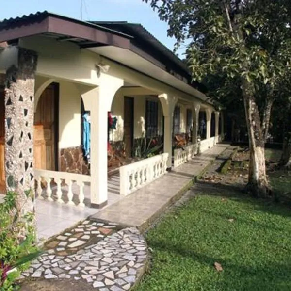 Cabinas Smith, Hotel in Cahuita