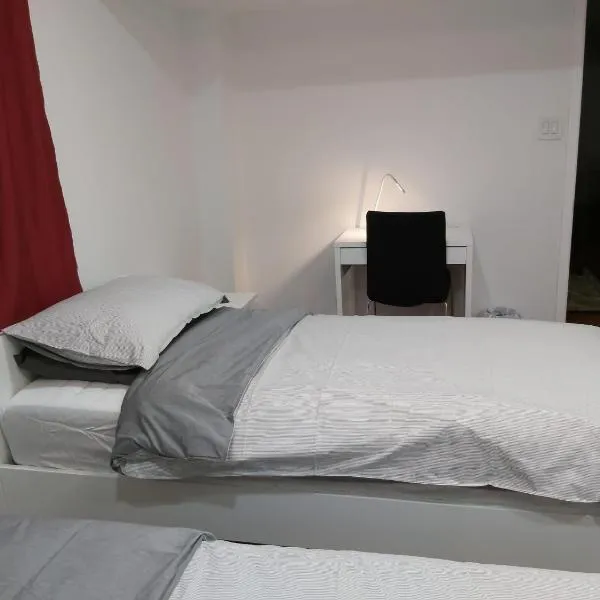 Guest House Room No 03，位于米西索加的酒店