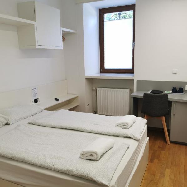 Rooms Sincere 1830, Lublana
