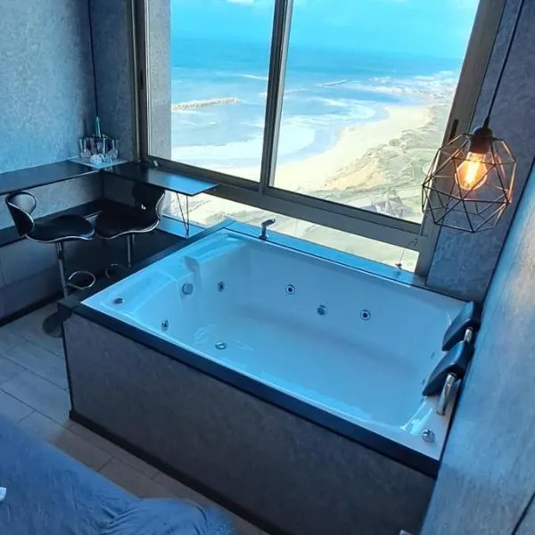 מלון כרמל/מגדל C, ξενοδοχείο στη Νετάνια