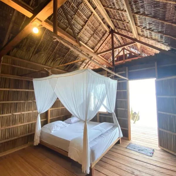 Mambetron Homestay Raja Ampat, hotell sihtkohas Pulau Mansuar