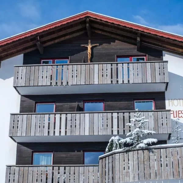 Panoramahotel Fliesserhof、フリースのホテル