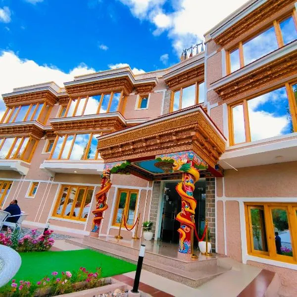 Sangaylay palace，位于列城的酒店