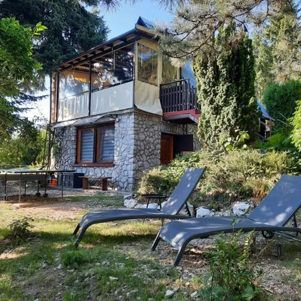 Napsugár Vendégház Bükkszentkereszt，位于比克克森特凯赖斯特的酒店