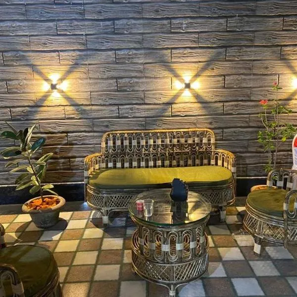 Fancy and Modern Apartment, hotel in Patna