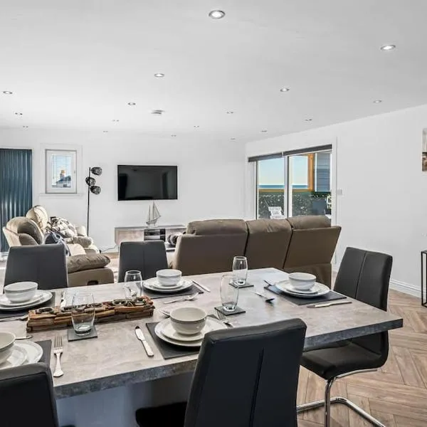 Sea View Luxury Apartment 3 bedrooms Free Parking - By Coast Apartments, ξενοδοχείο σε Arbroath