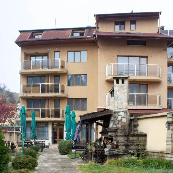 Meteor Family Hotel, hotel in Chepelare