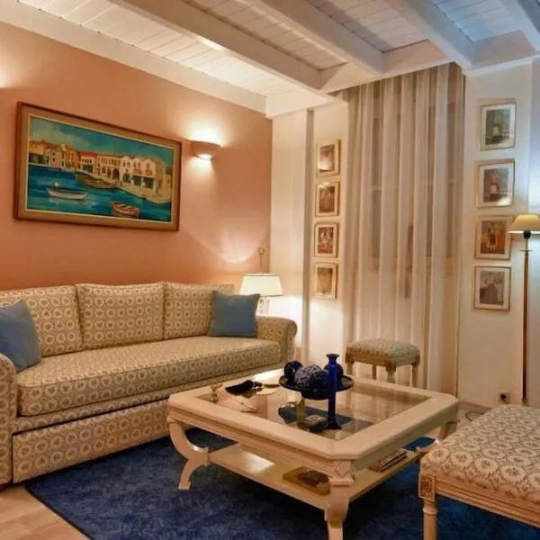 Acropolis Luxury House, ξενοδοχείο στην Αθήνα