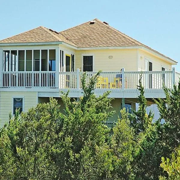 Lake Front Modern Beach House-Hatteras Island, hotel in Avon