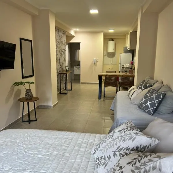 Espectacular departamento en pleno centro, hotel in Resistencia
