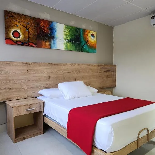 Hotel Murali - Cerca del Aeropuerto de Guayaquil, hotel in Guayaquil