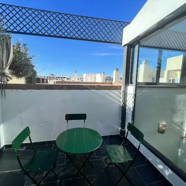 Ático San Bernardo Terraza y Parking Incluido, Hotel in Sevilla