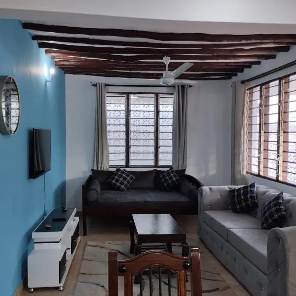 Jameela House, 3 mins to Diani Beach, Massage, Laundry, Transport & Catering Available，位于乌昆达的酒店