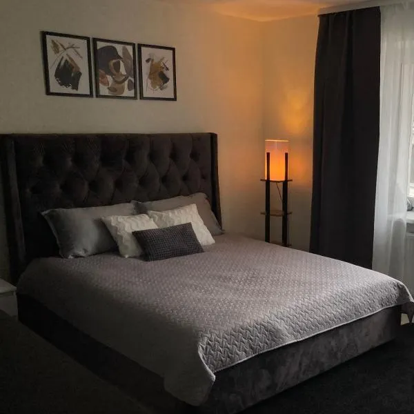TEATRA Apartamenti, hotel v destinaci Liepāja
