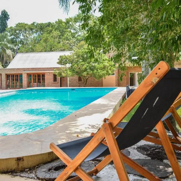 Parador 15, hotel in Funes