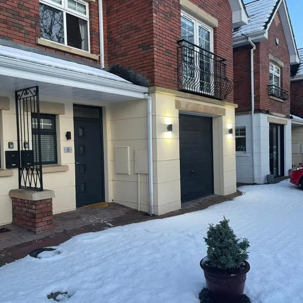 St Elmos Townhouse, hotel in Derry Londonderry