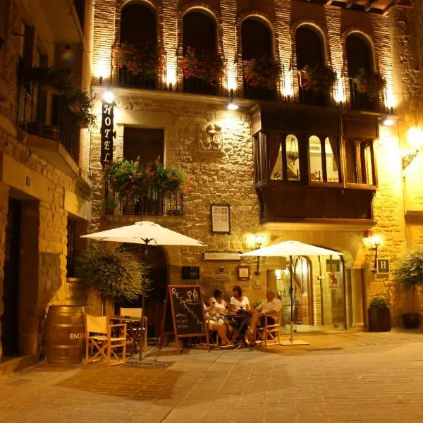 Hotel Merindad de Olite, hotel en Olite