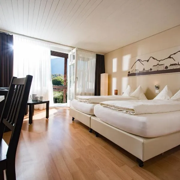 Jungfrau Hotel Annex Alpine-Inn, hotel v destinaci Wilderswil