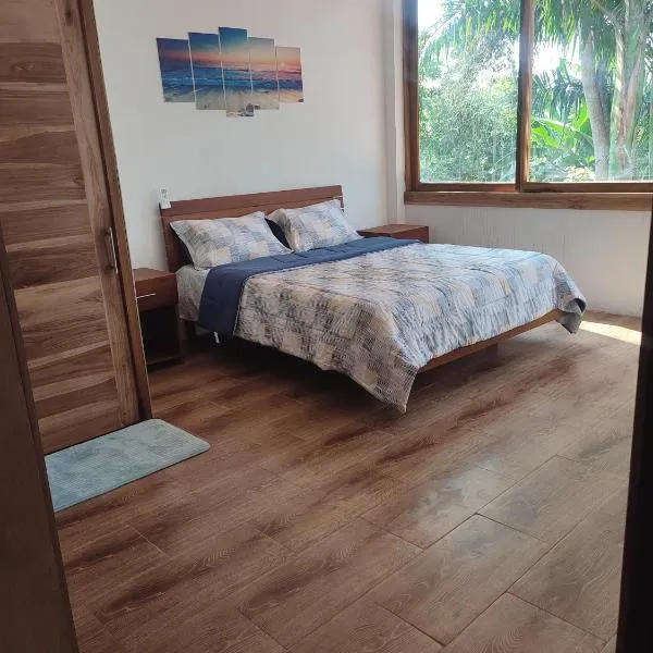 ROOM COLIBRÍ - La Casa de Eros, hotel en Ayampe